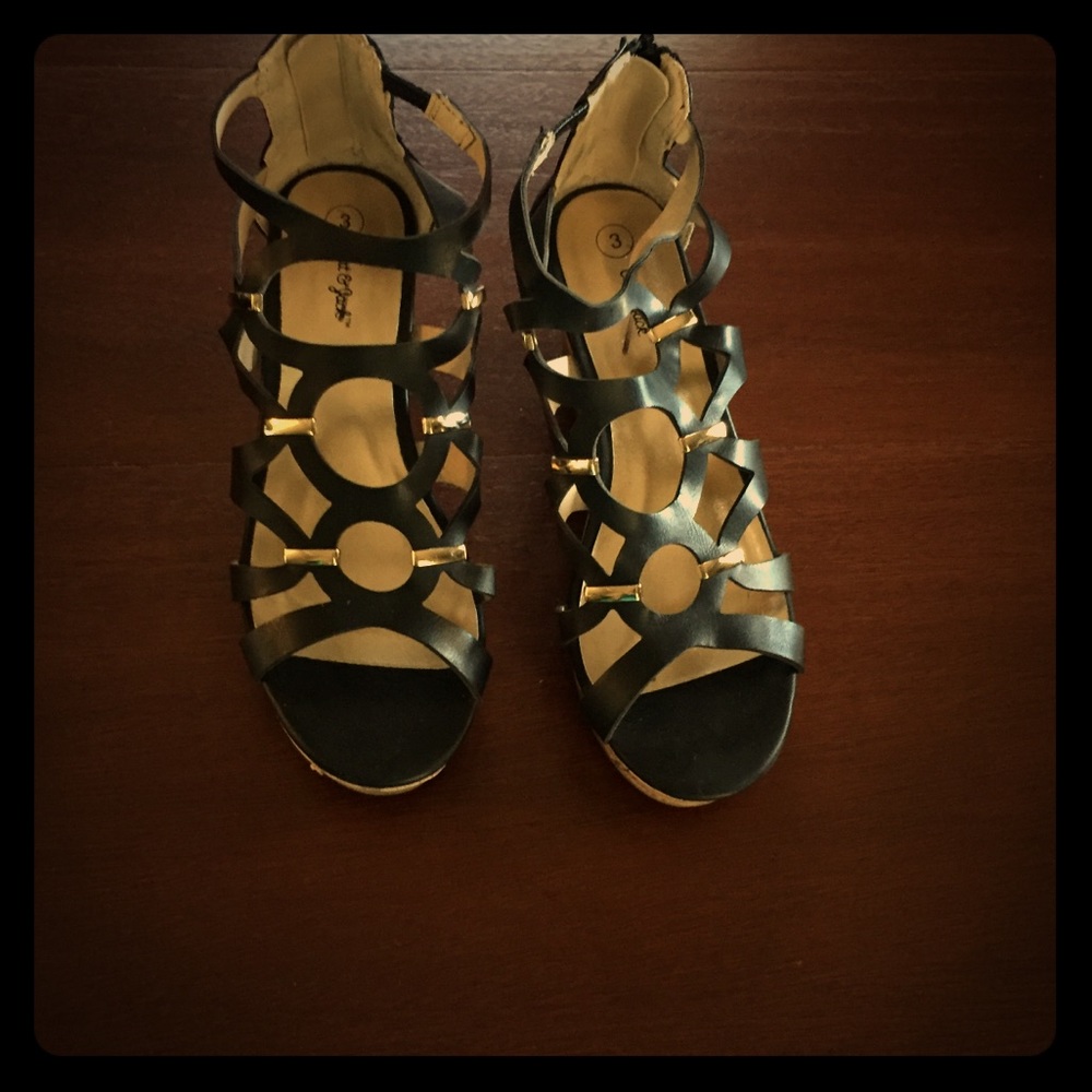 Black dress sandals